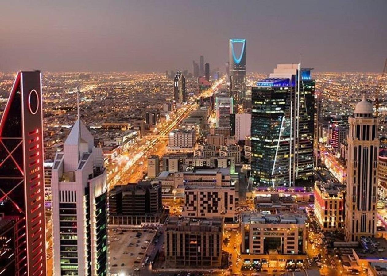 Holiday Inn Riyadh Al Qasr By Ihg Exterior photo