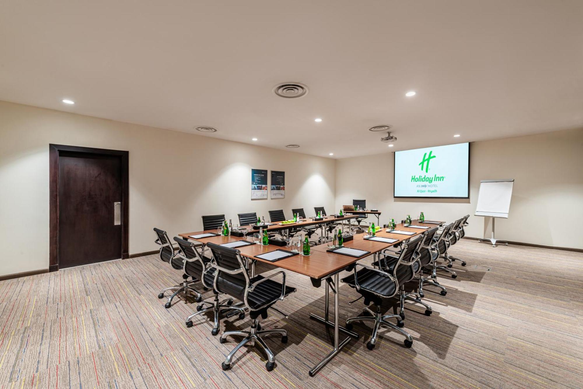 Holiday Inn Riyadh Al Qasr By Ihg Exterior photo