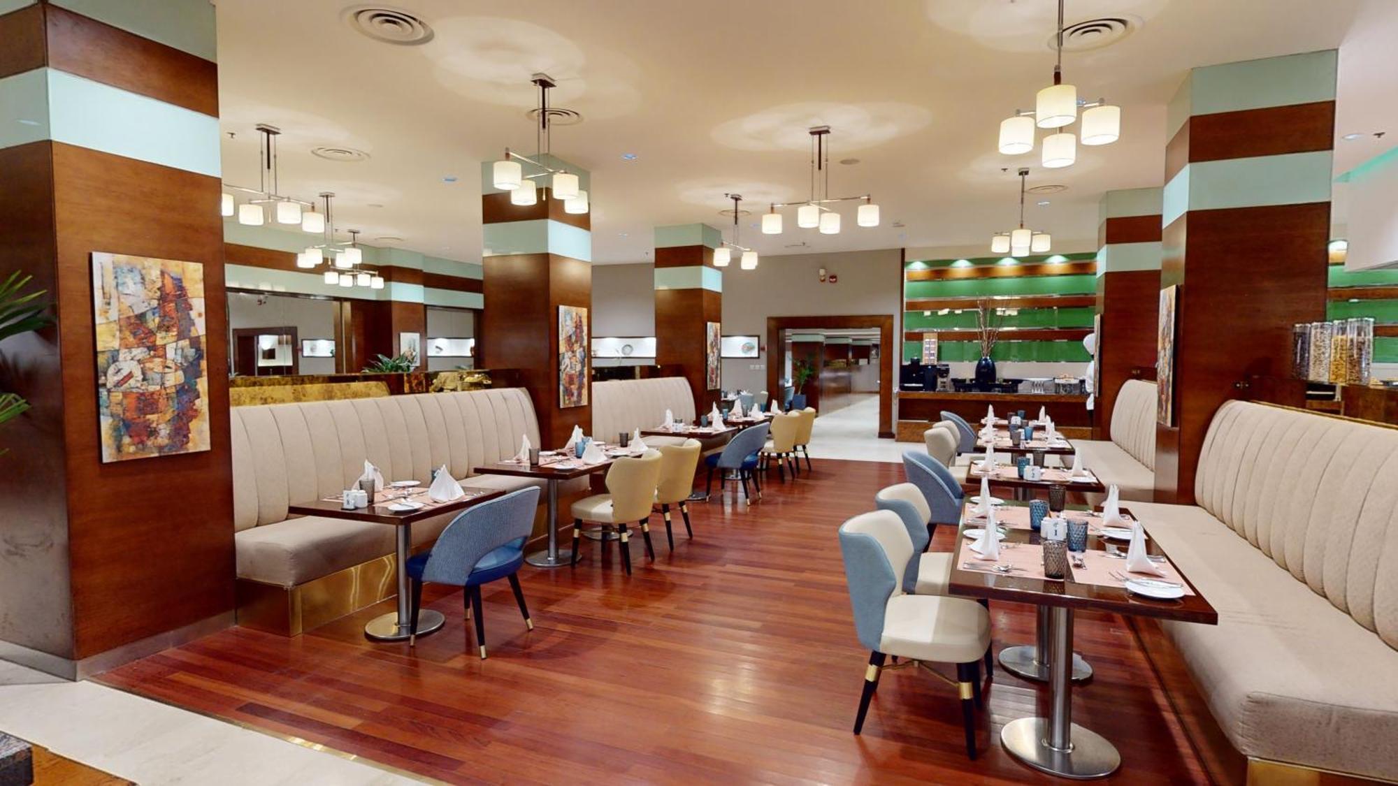 Holiday Inn Riyadh Al Qasr By Ihg Exterior photo